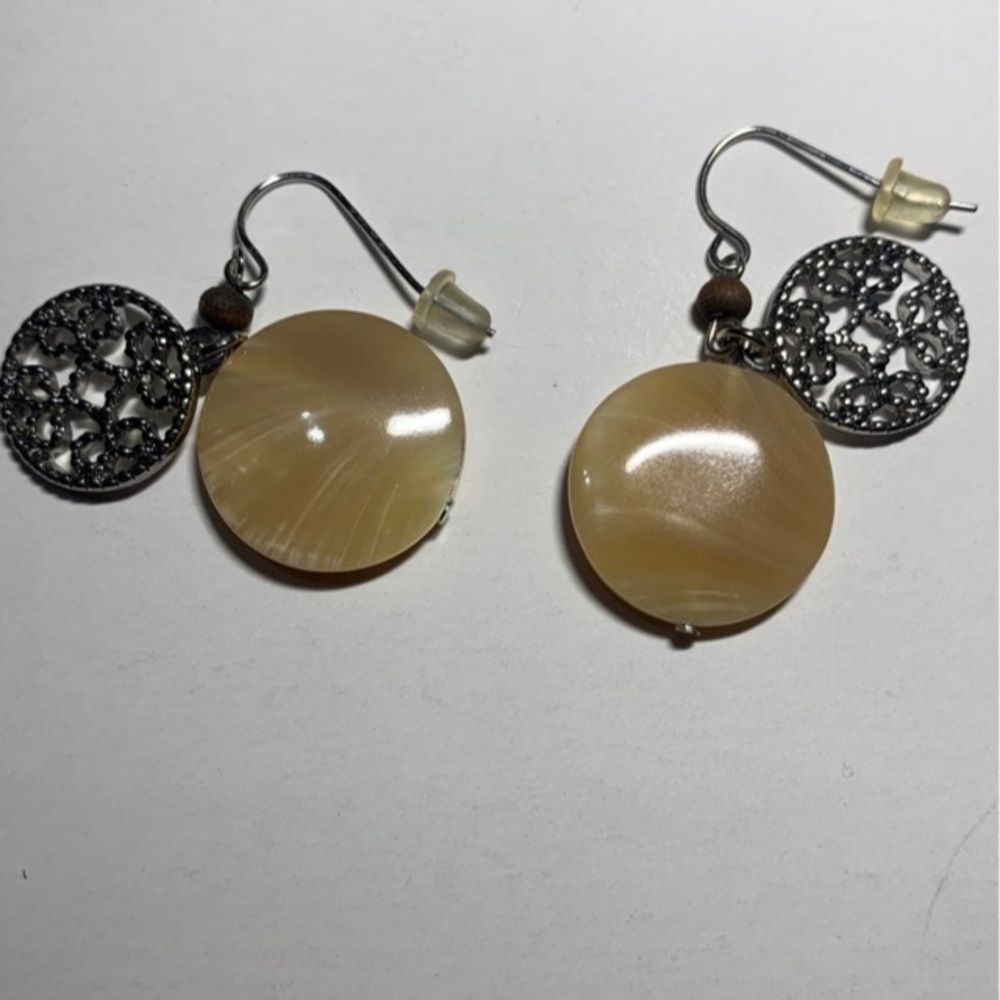 Earrings - Picture 4 of 5